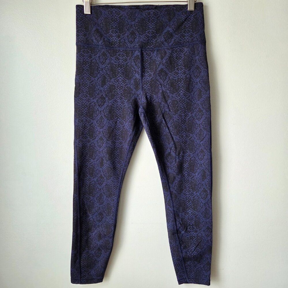EUC LIKE NEW ATHLETA ULTIMATE 7/8 TIGHT PATTERNED LEGGING SIZE SMALL